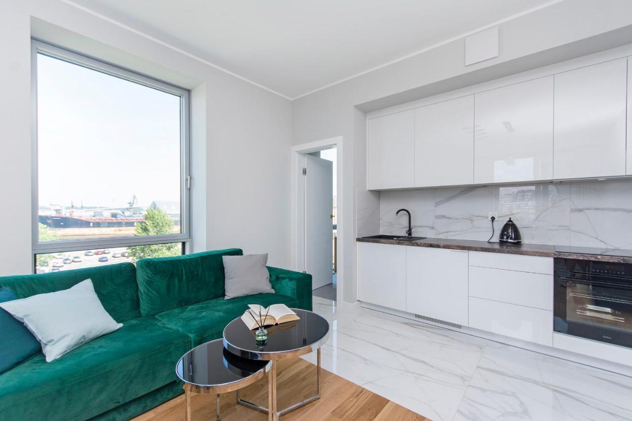 Yacht Park Rentyear Apartments 格丁尼亚 外观 照片